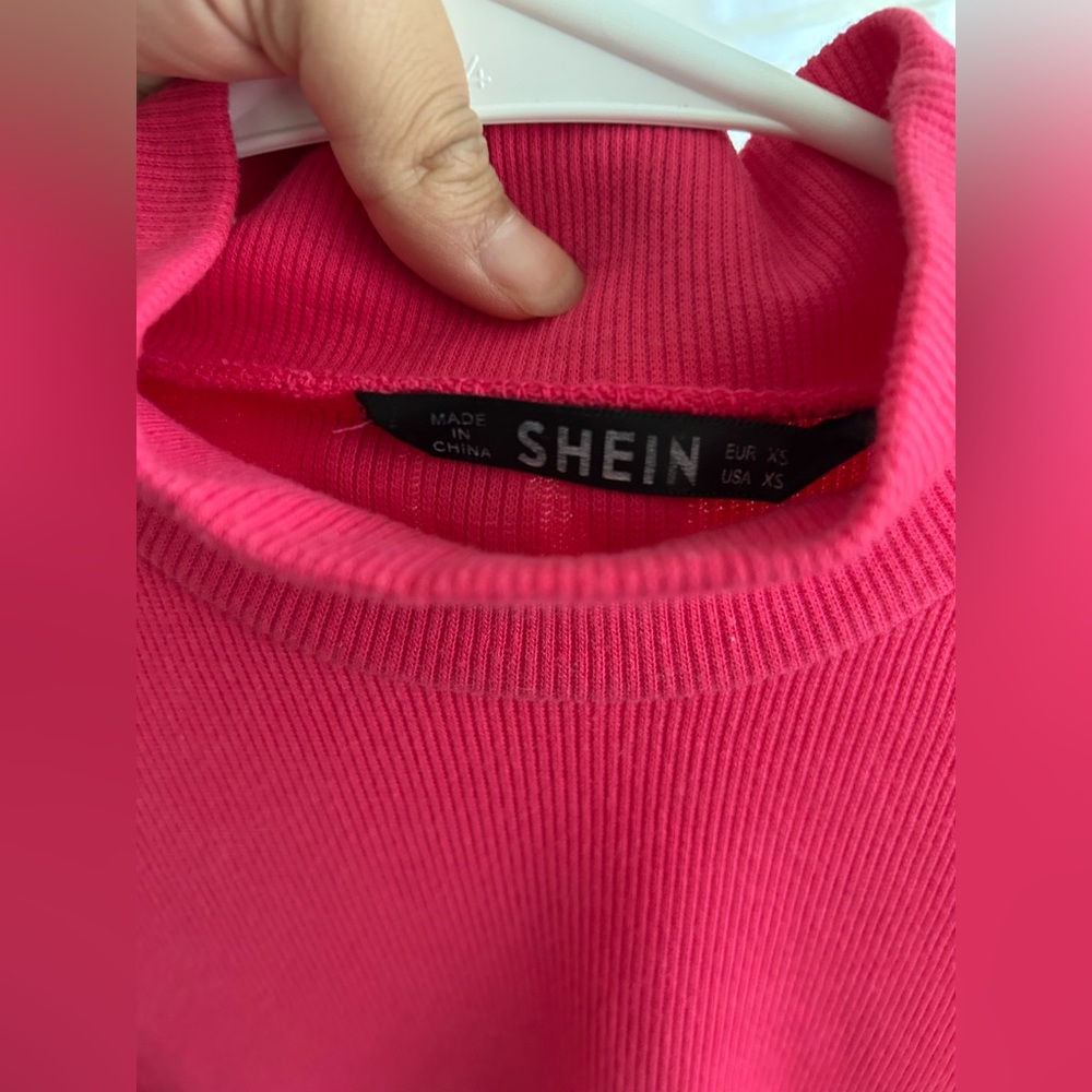 Hot Pink Ruffled Long Sleeve Top - Picture 3 of 3